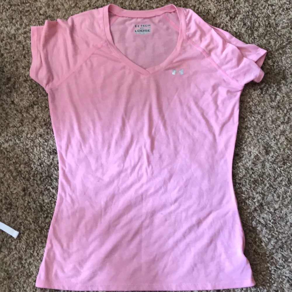 Pink Under Armour T-shirt
